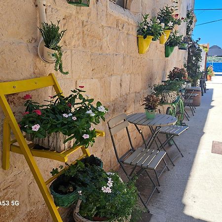 Heritage Rooms Kut Vis Exterior foto